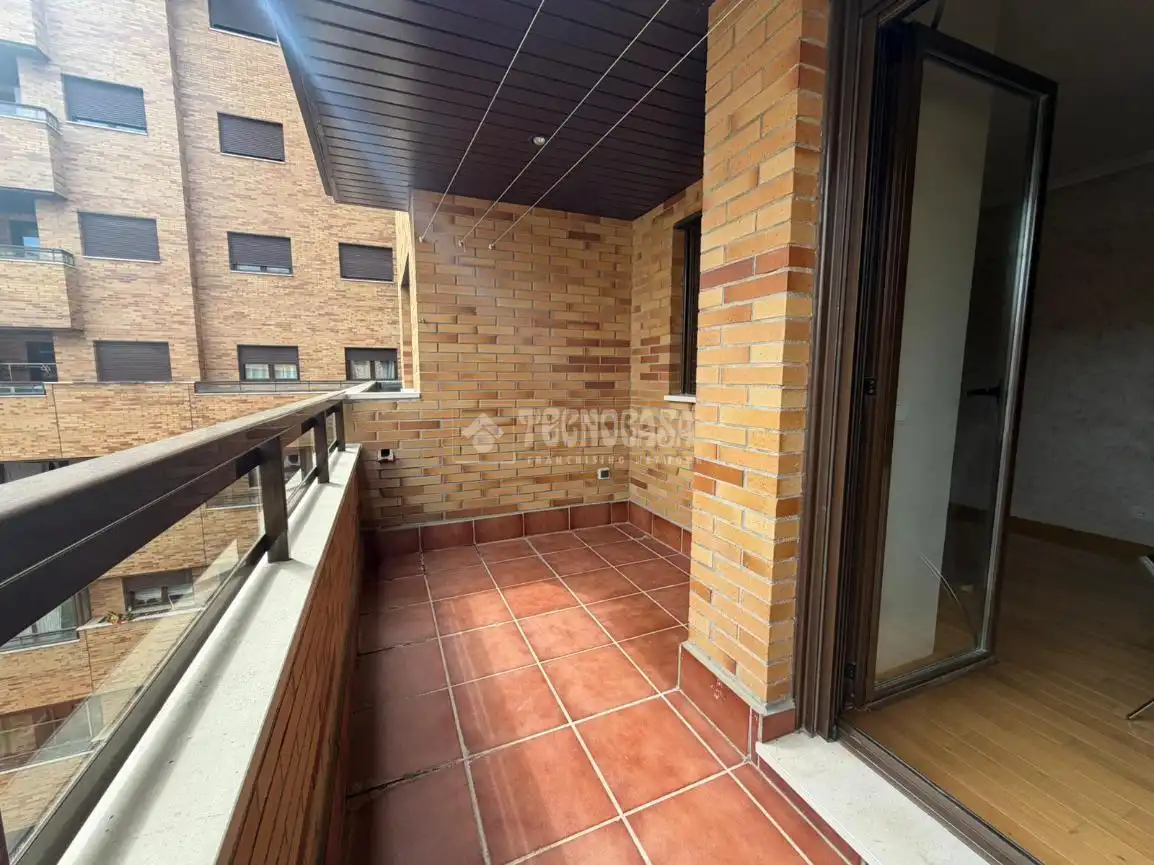 Terraza de Piso en venta en Seseña con Aire acondicionado