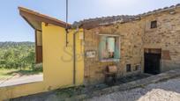 Vista exterior de Casa adosada en venda en Villaviciosa amb Jardí privat, Parquet i Balcó