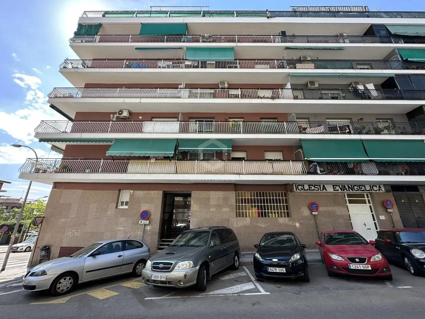 Außenansicht von Wohnung zum Verkauf in Granollers mit Terrasse