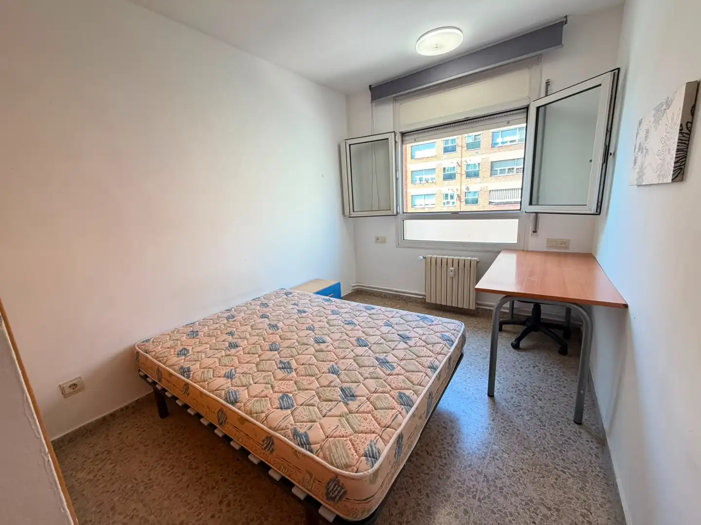 Schlafzimmer von Wohnung zur Miete in Lleida mit Heizung, Möbliert und Ofen