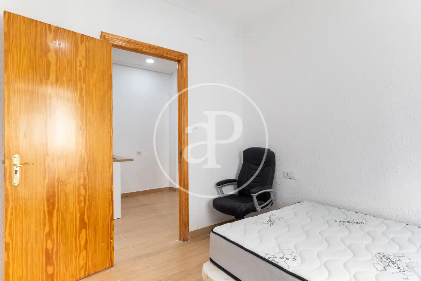 Bedroom of Flat for rent in Valencia  with Air Conditioner, Heating and Furnished