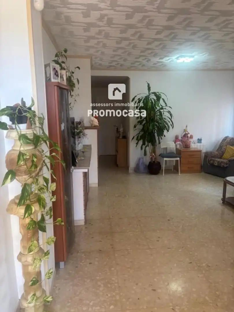 Casa o chalet en venta en Barberà del Vallès con Calefacción, Terraza y Balcón