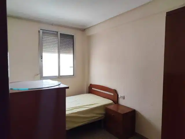 Dormitori de Pis en venda en Alaquàs amb Balcó