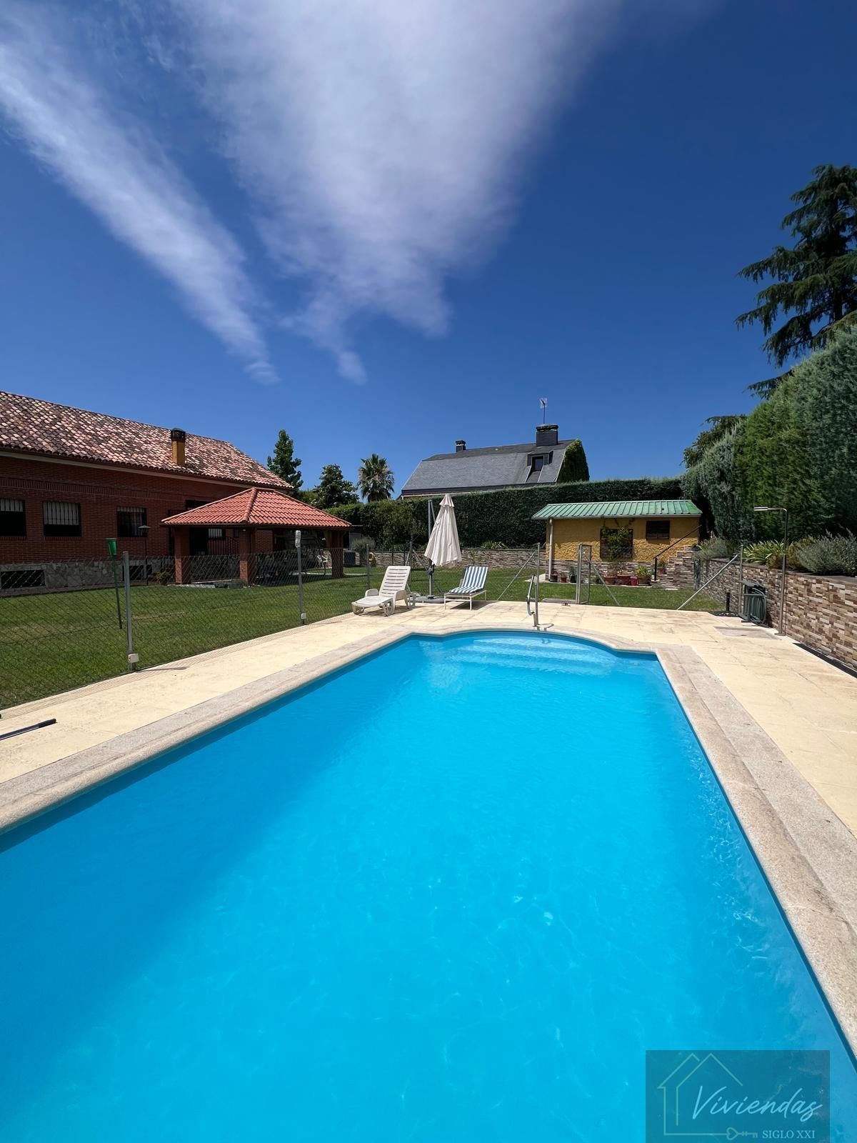 Piscina de Casa o xalet de lloguer en Boadilla del Monte amb Aire condicionat, Calefacció i Es permeten mascotes