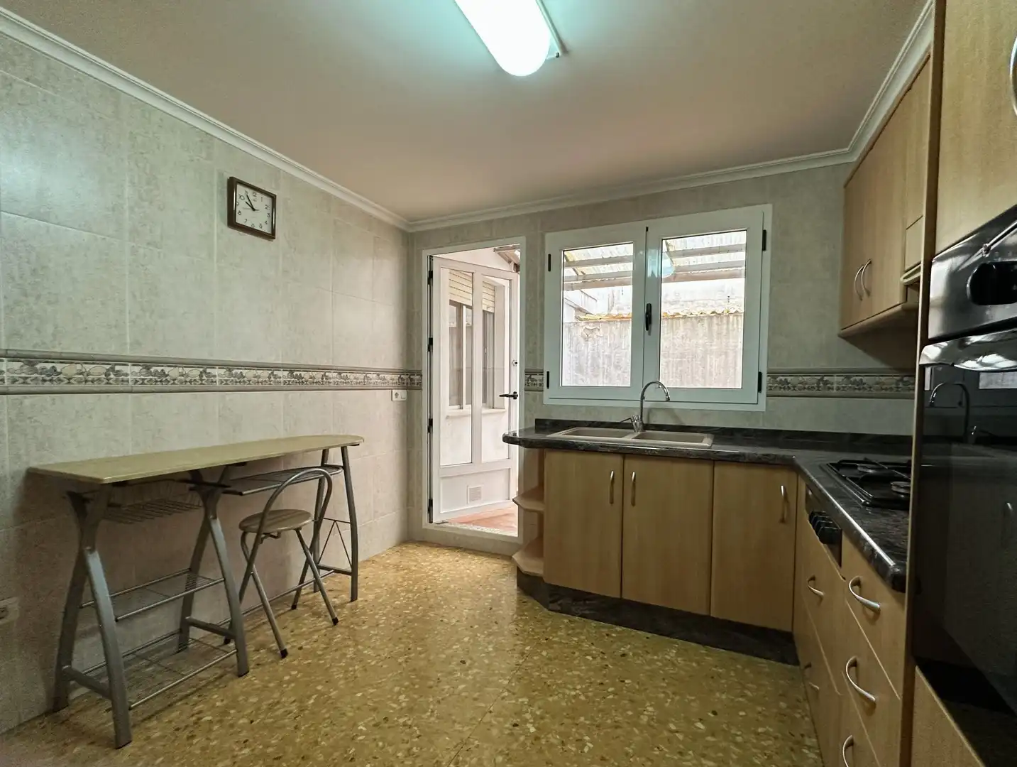 Cocina de Piso en venta en Ontinyent con Calefacción, Terraza y Trastero