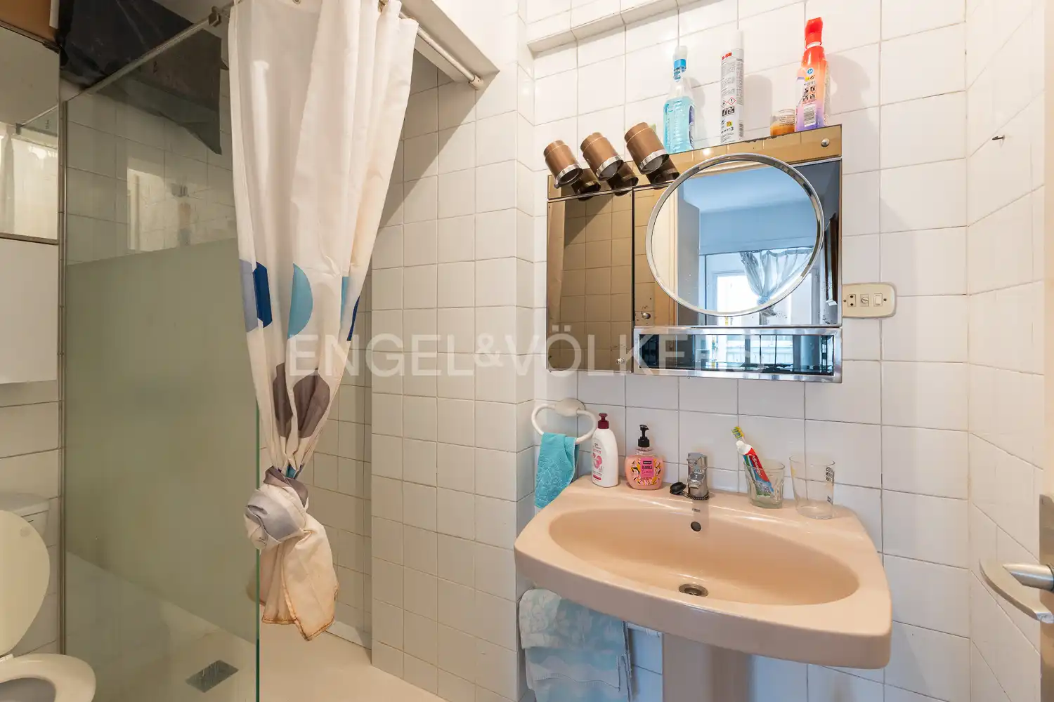 Badezimmer von Wohnung zum Verkauf in Valencia mit Klimaanlage und Heizung