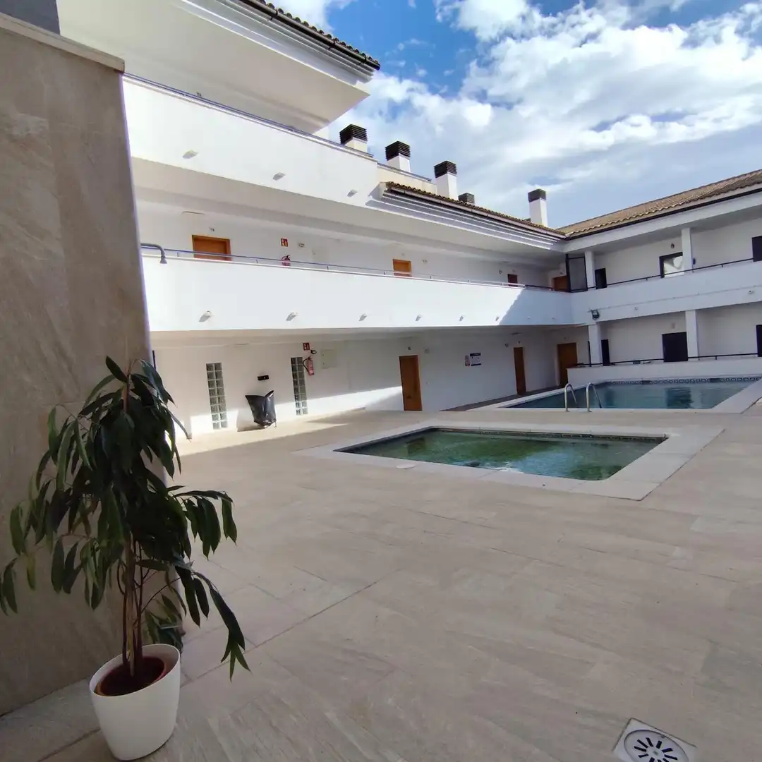Piscina de Piso en venta en La Nucia con Terraza y Piscina comunitaria