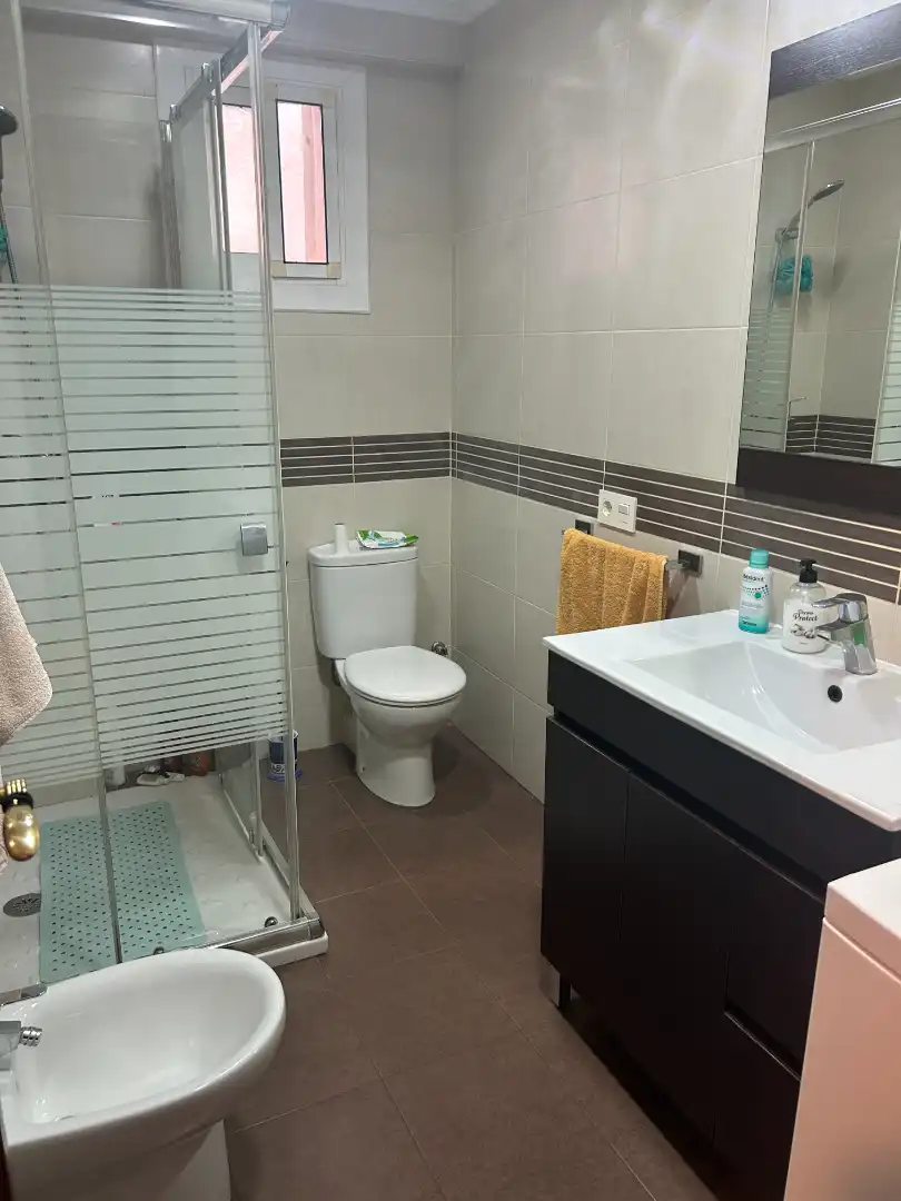 Baño de Piso en venta en Quart de Poblet con Aire acondicionado, Horno y Lavadora