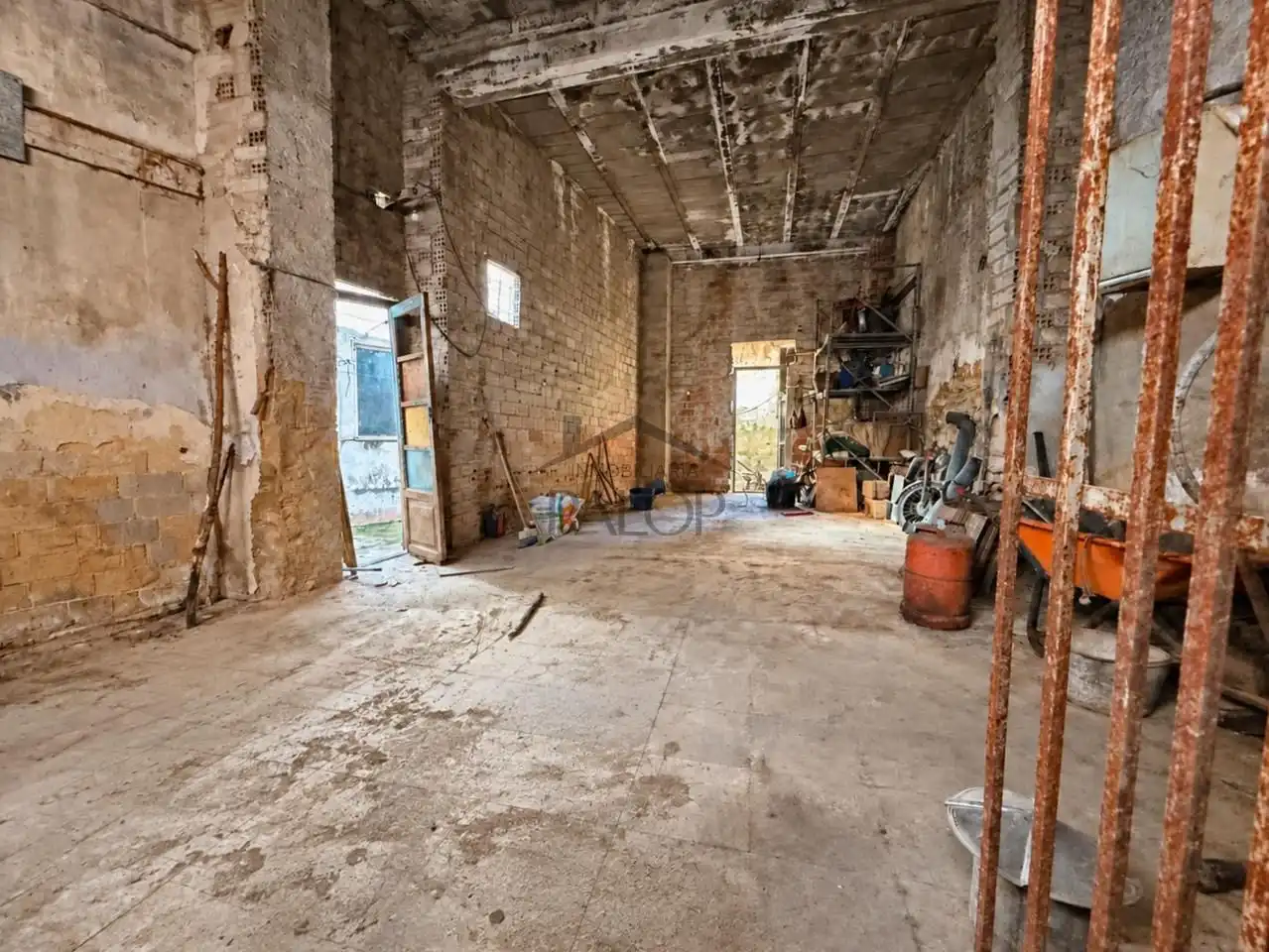 Houses for sale in Carcaixent, Valencia