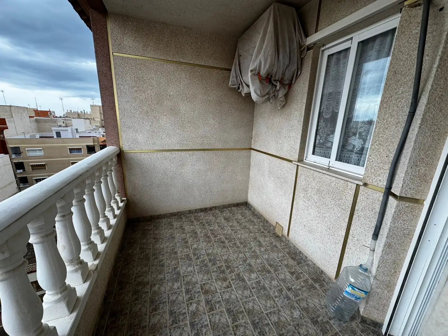 Terrasse von Dachboden zum Verkauf in Torrevieja mit Klimaanlage, Terrasse und Möbliert