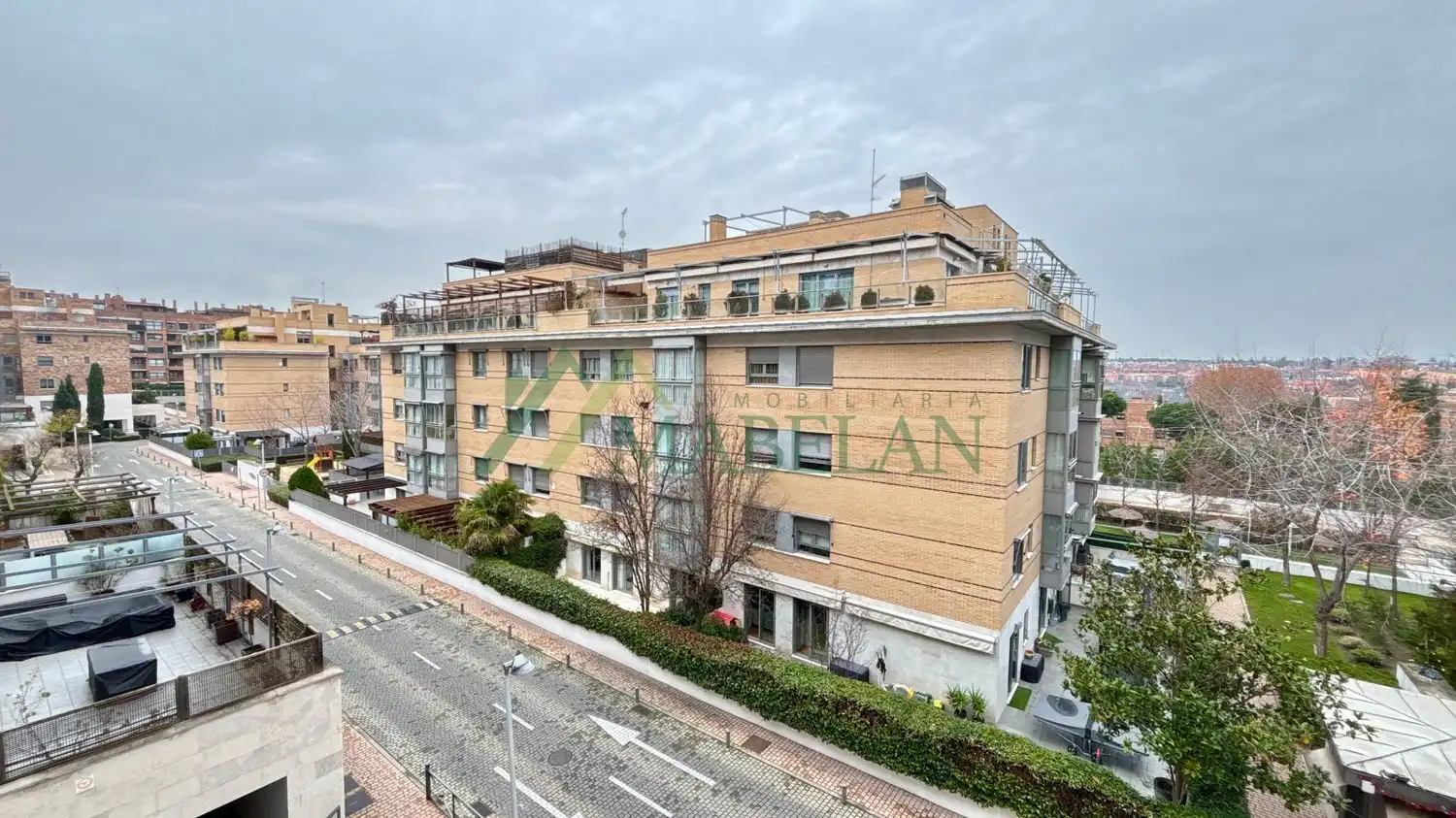 Exterior view of Flat for rent in Madrid  with Air Conditioner, Private garden and Storage room