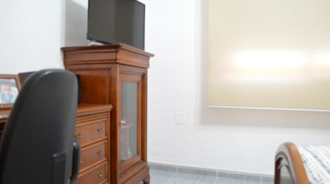 Foto 2 de Casa o chalet en venta en Calle Nicolás de Bussi, 44, Playa Flamenca, Orihuela