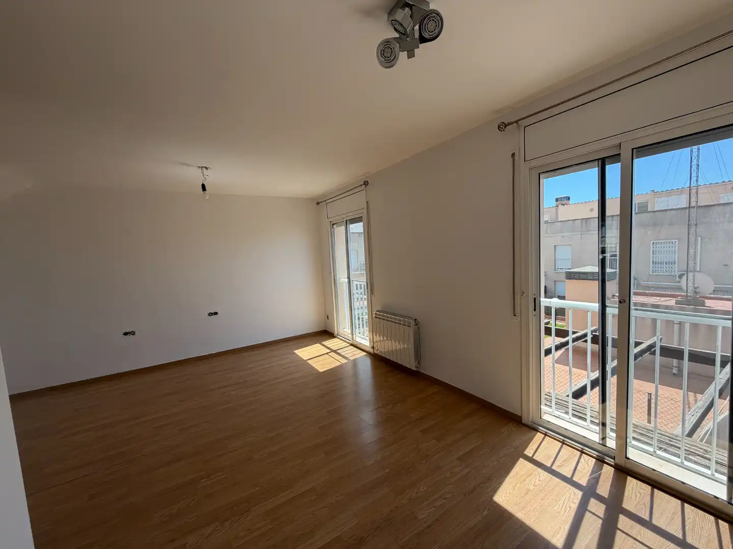 Semi-detached house with terrace for sale in Carrer Castell de Prades 10, imagen 40