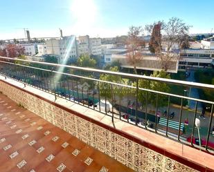 Exterior view of Flat for sale in  Sevilla Capital  with Heating and Terrace