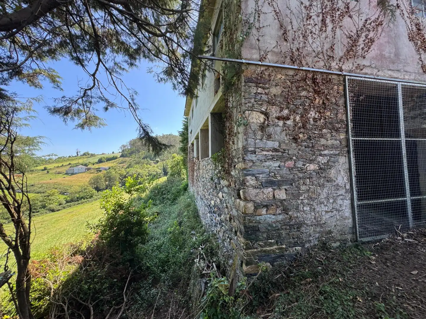 Exterior view of Houses for sale in Tapia de Casariego  with Private garden
