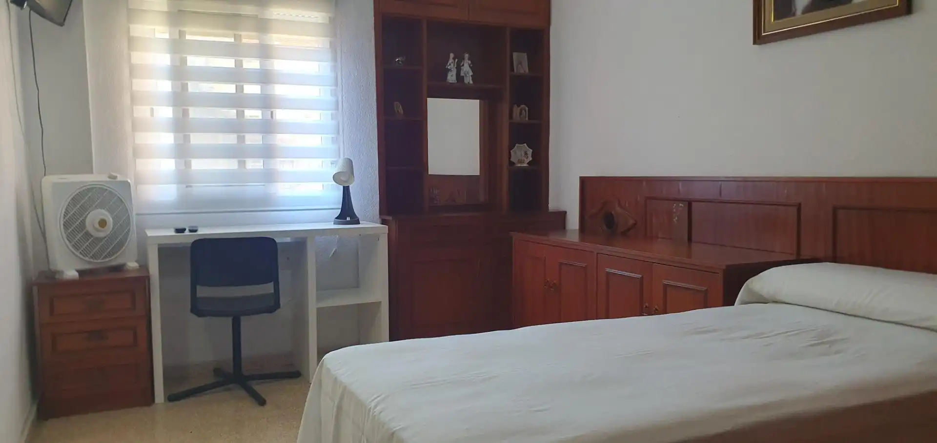 Habitación en Calle PRIMAVERA, Carolinas Altas