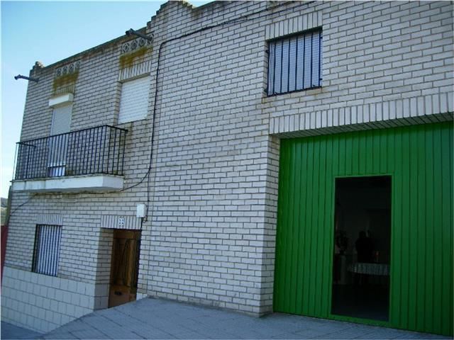 Exterior view of Duplex for sale in Valle de la Serena  with Air Conditioner, Terrace and Storage room