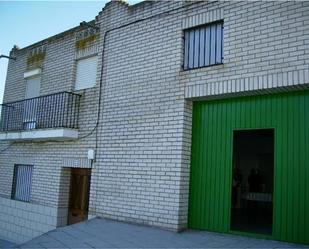 Vista exterior de Dúplex en venda en Valle de la Serena amb Aire condicionat, Terrassa i Traster