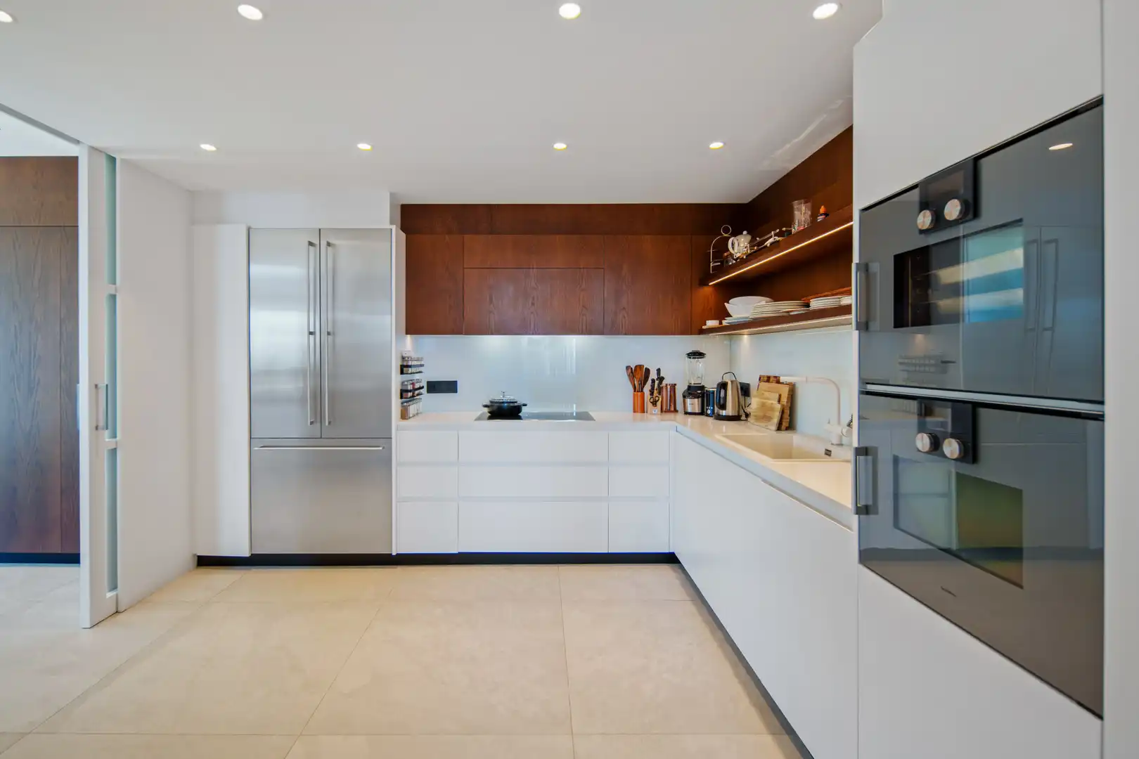 Kitchen of Houses for sale in Marbella  with Air Conditioner, Private garden and Terrace