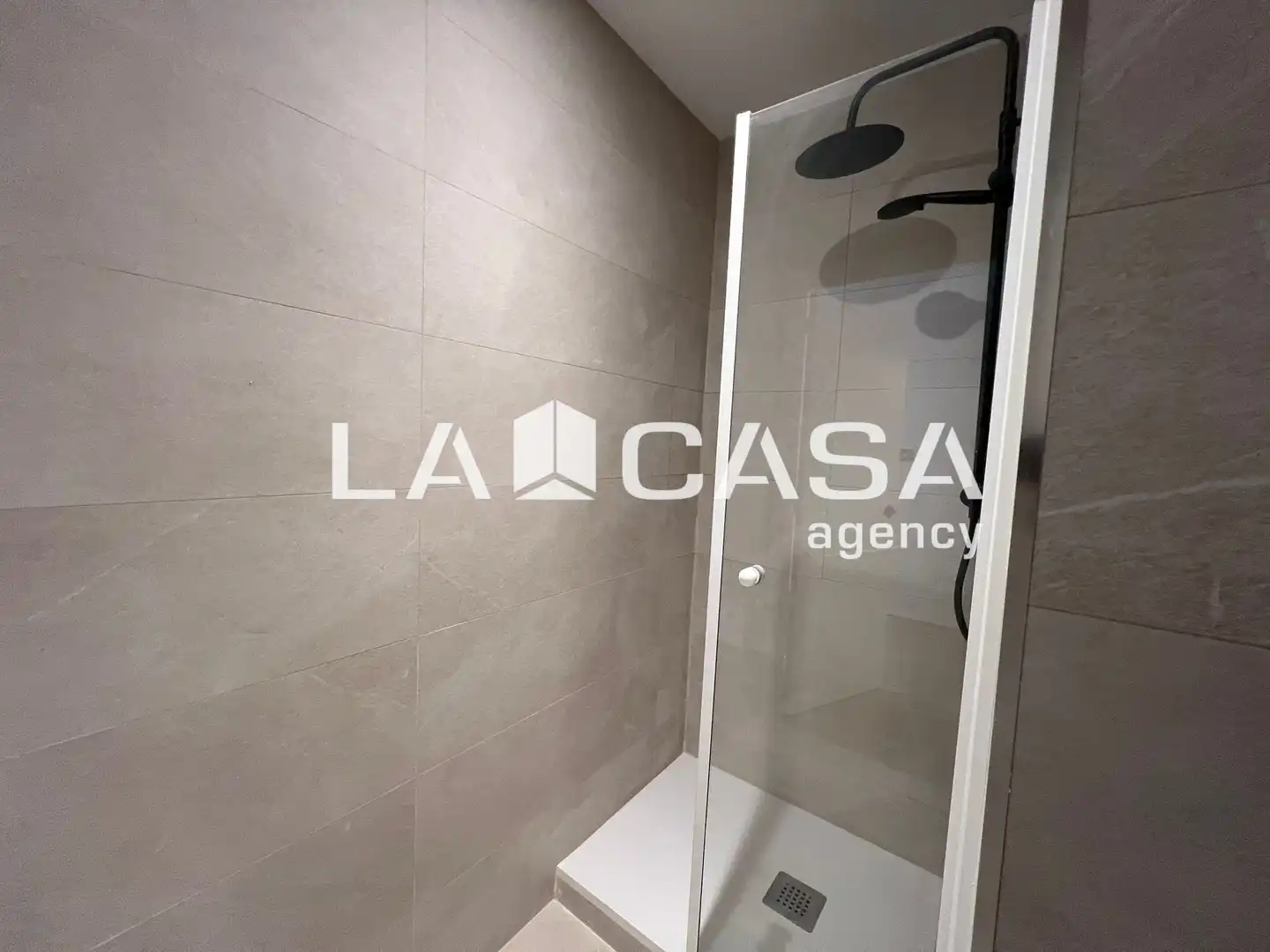 Baño de Piso en venta en Barcelona