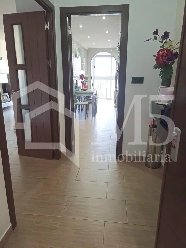 Piso en venta en Caleta de Vélez