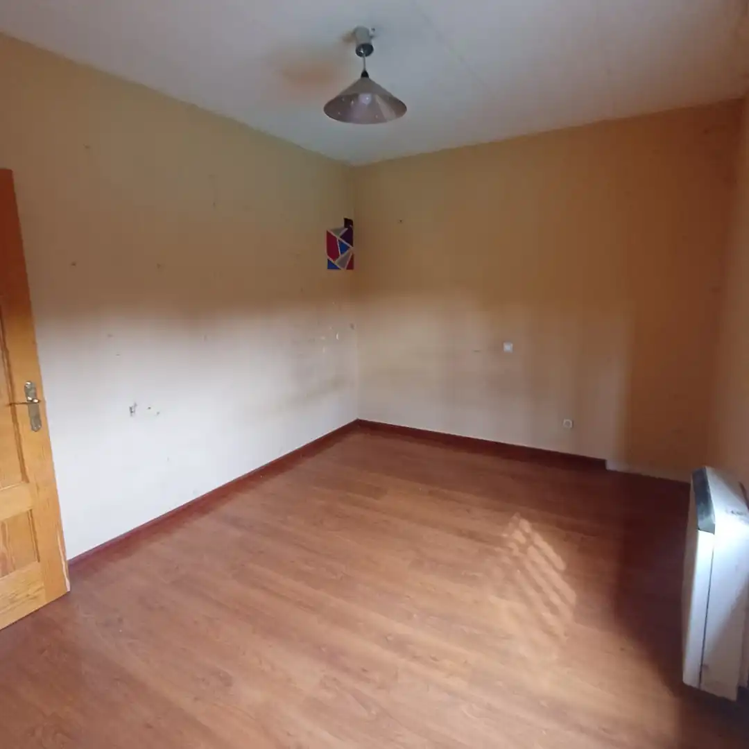 Dormitori de Casa o xalet en venda en Valdenuño Fernández