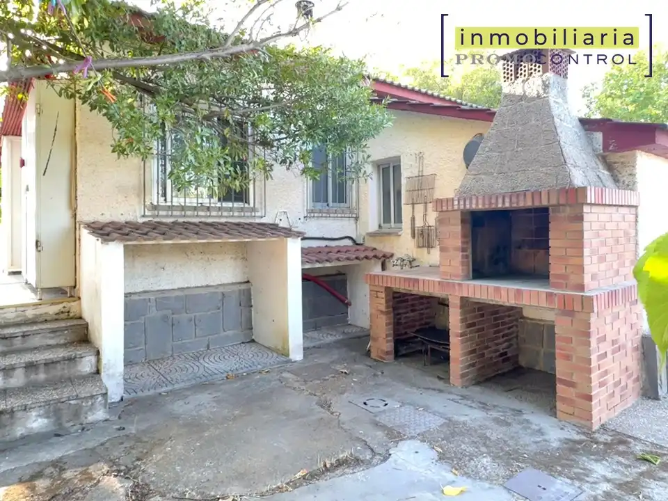 Exterior view of Houses for sale in San Mateo de Gállego  with Air Conditioner, Heating and Private garden
