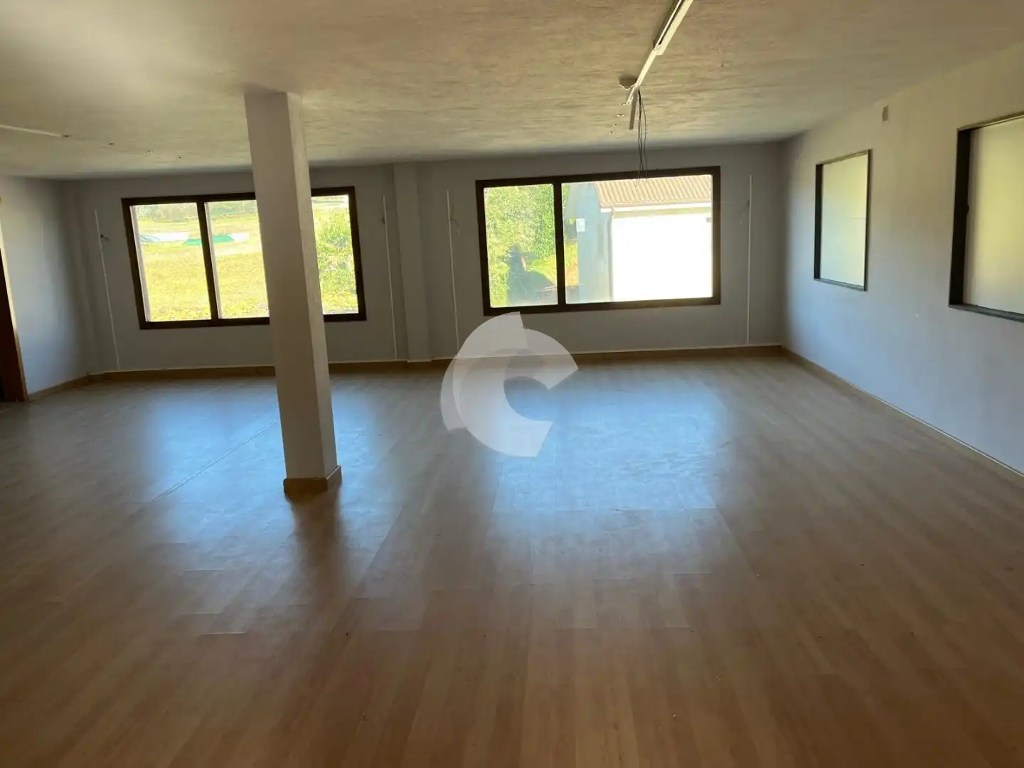 Commercial properties for sale in EIREXE, 22, Boqueixón