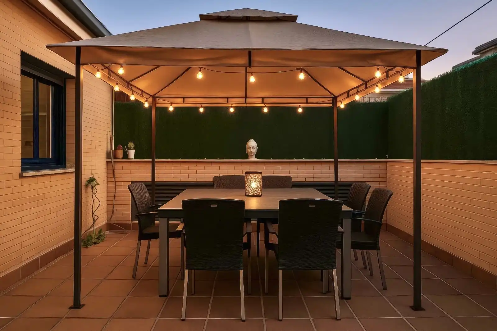 Terrassa de Casa o xalet en venda en Haro amb Calefacció, Jardí privat i Parquet