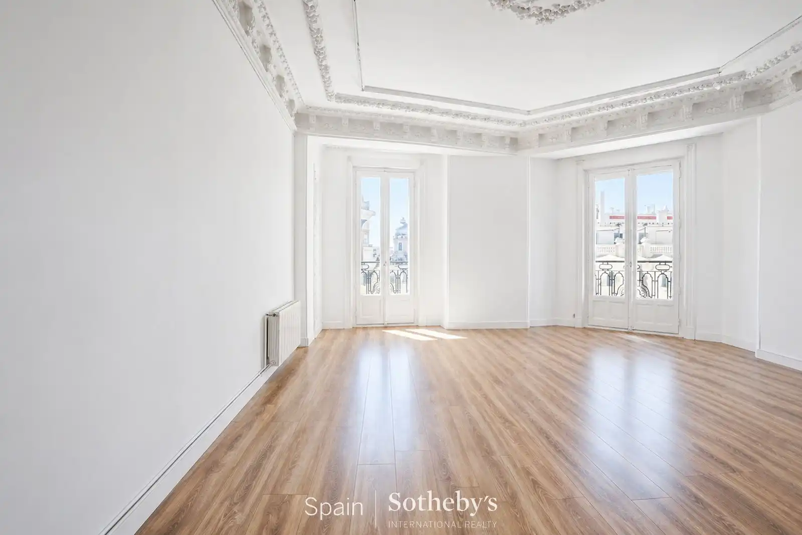 Sala d'estar de Apartament en venda en Madrid amb Aire condicionat, Calefacció i Terrassa