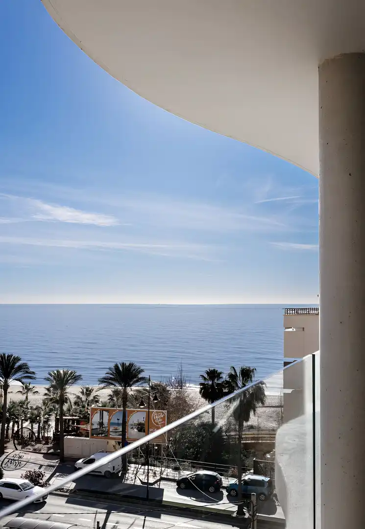 Apartament amb piscina en venda a Puerto Deportivo, imagen 3