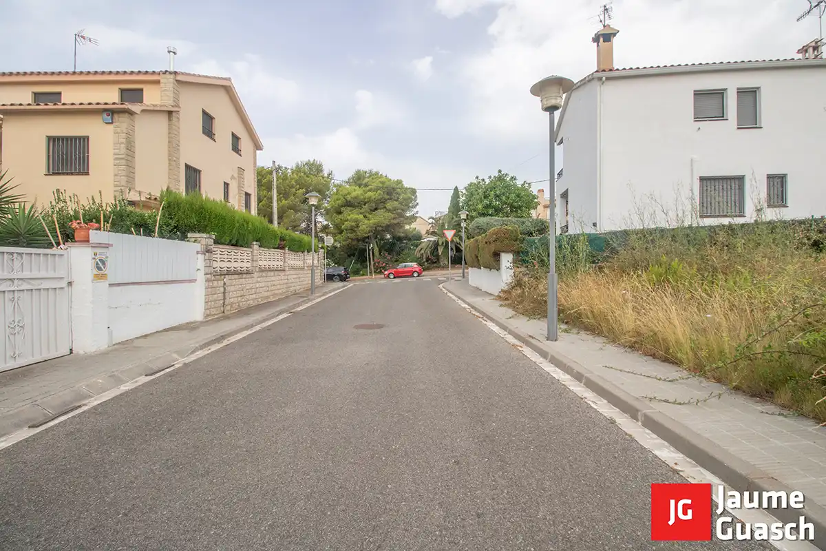 Außenansicht von Residential zum Verkauf in Torredembarra