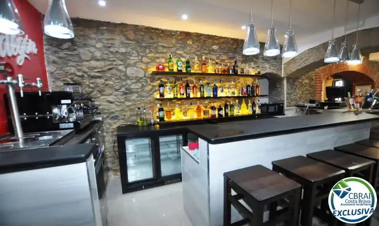 Business premises for sale in Carrer Joan Badosa 24 Bajos 24, imagen 10