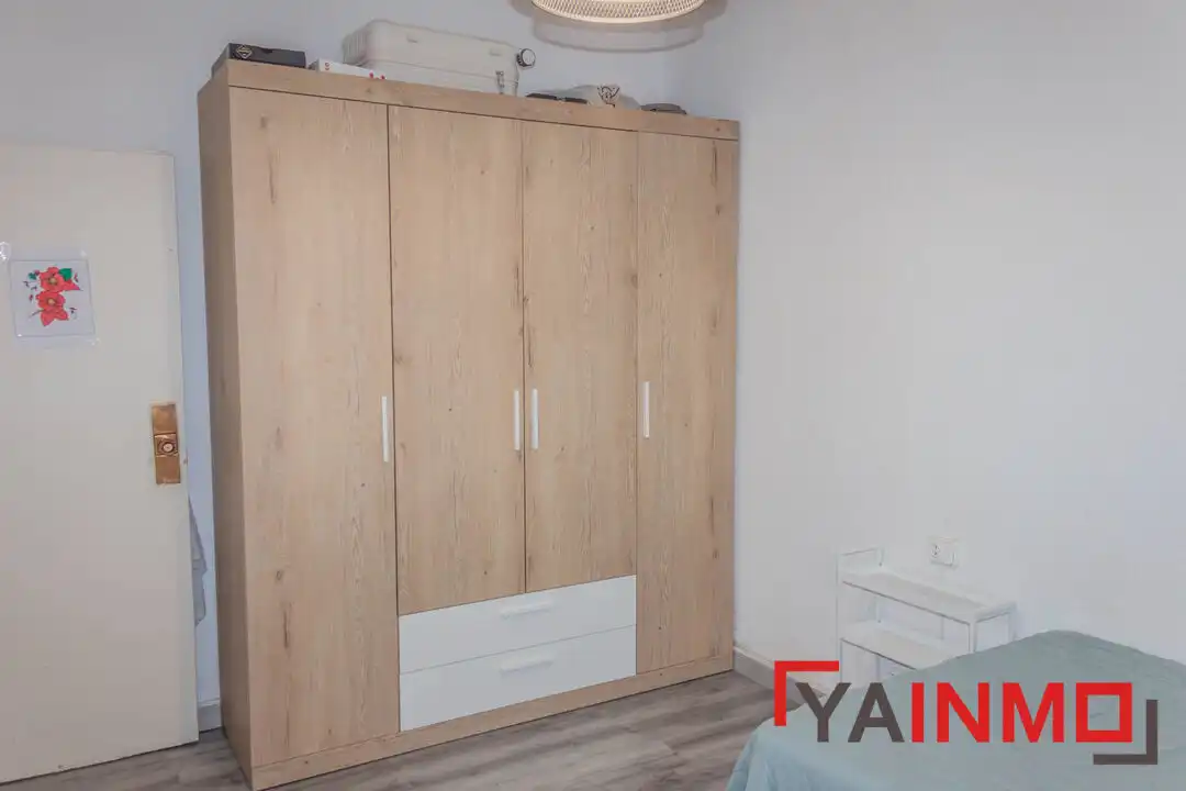 Bedroom of Flat for sale in Ariznabarra