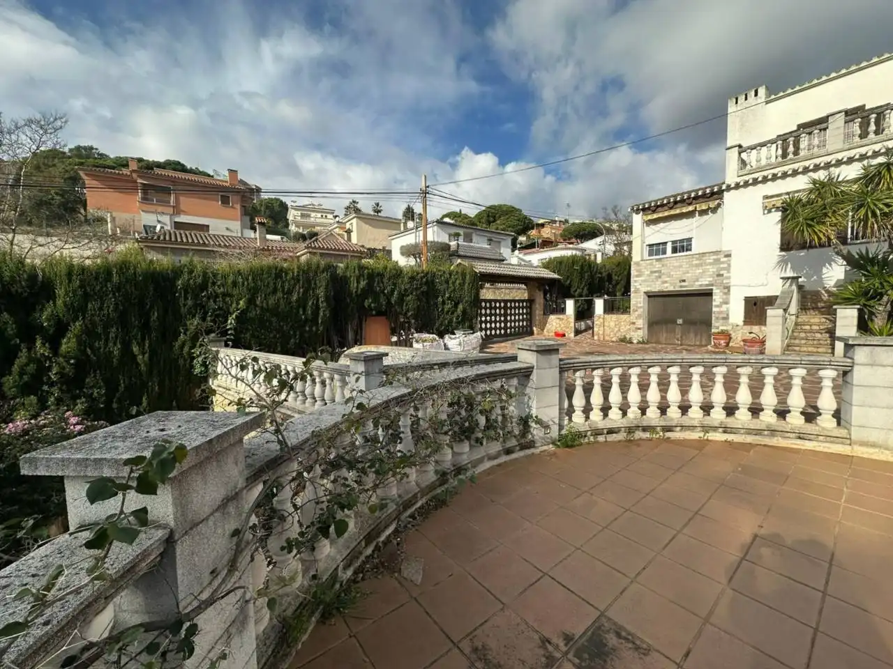Vista exterior de Casa o xalet en venda en Lloret de Mar amb Aire condicionat, Calefacció i Jardí privat