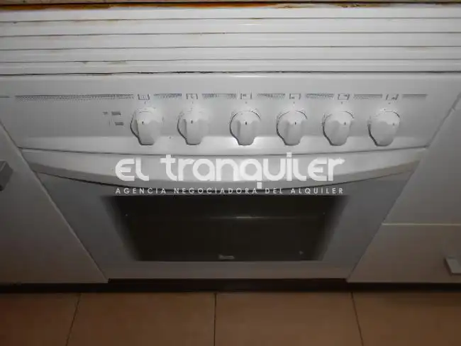 Cuina de Pis de lloguer en Madrid amb Terrassa, Moblat i Rentadora
