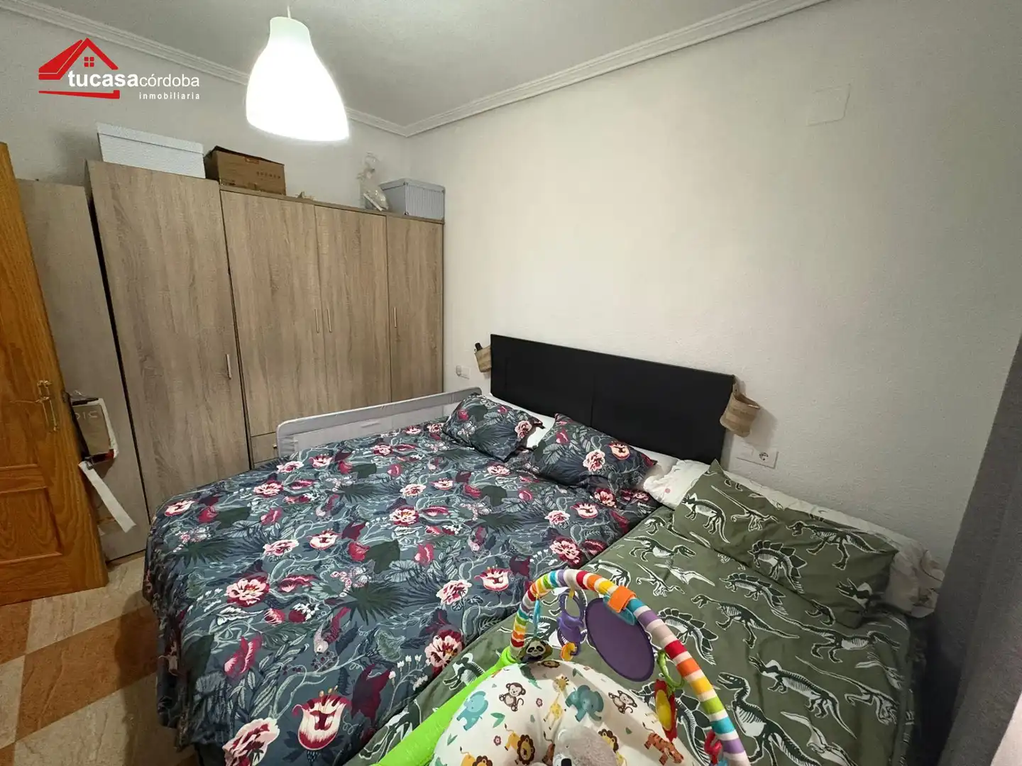 Bedroom of Houses for sale in Córdoba  with Air Conditioner and Terrace