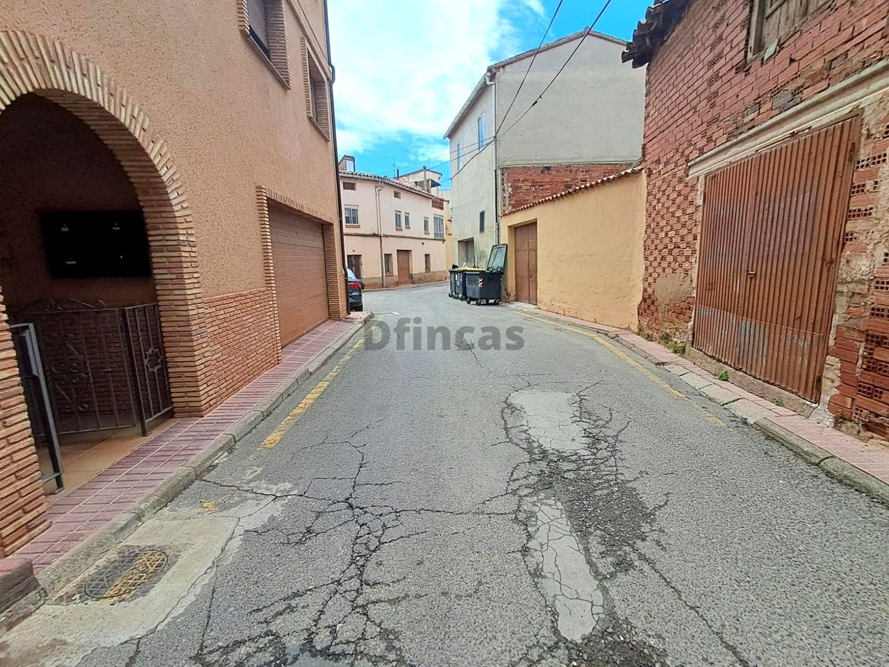 Vista exterior de Pis en venda en  Teruel Capital amb Calefacció, Traster i Balcó