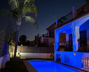 Piscina de Casa o xalet en venda en Benalmádena amb Jardí privat, Terrassa i Piscina