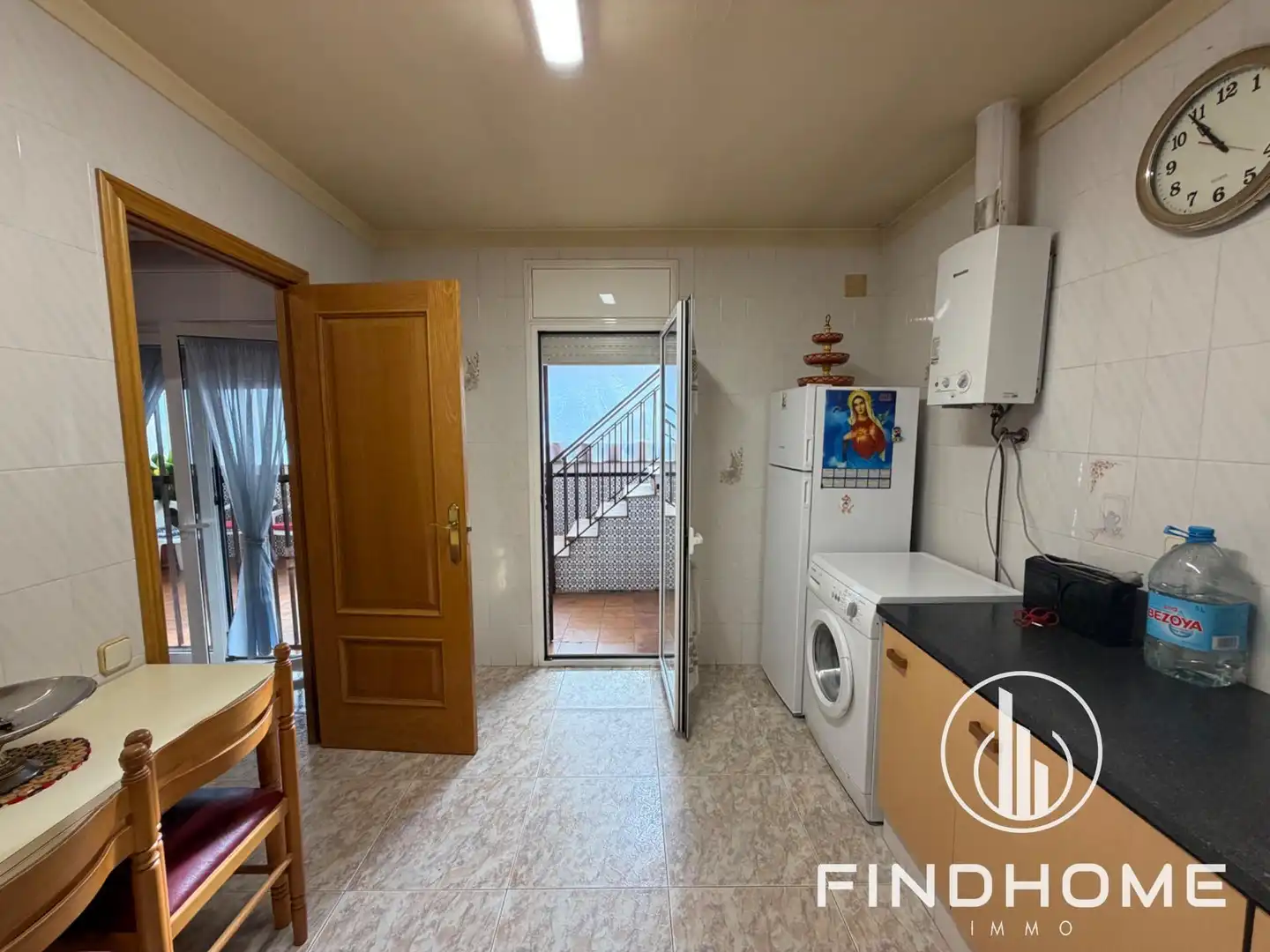 Küche von Haus oder Chalet zum Verkauf in Olot mit Privatgarten, Abstellraum und Möbliert