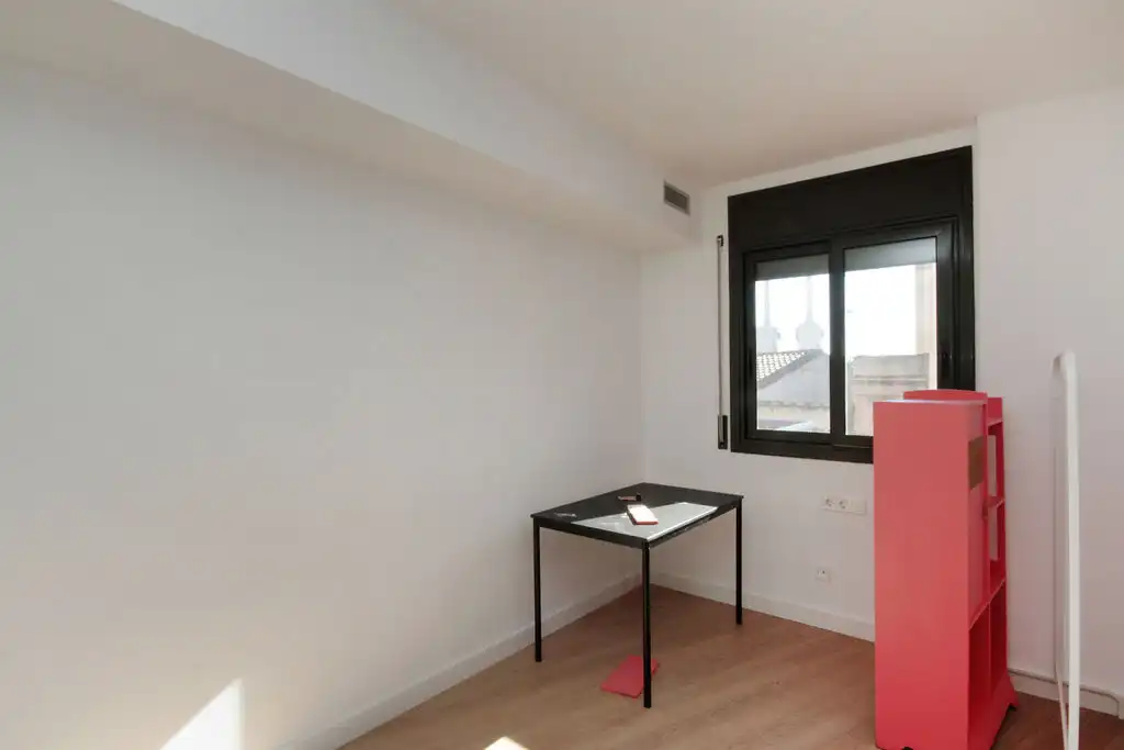 Schlafzimmer von Wohnung zum Verkauf in Badalona mit Parkett