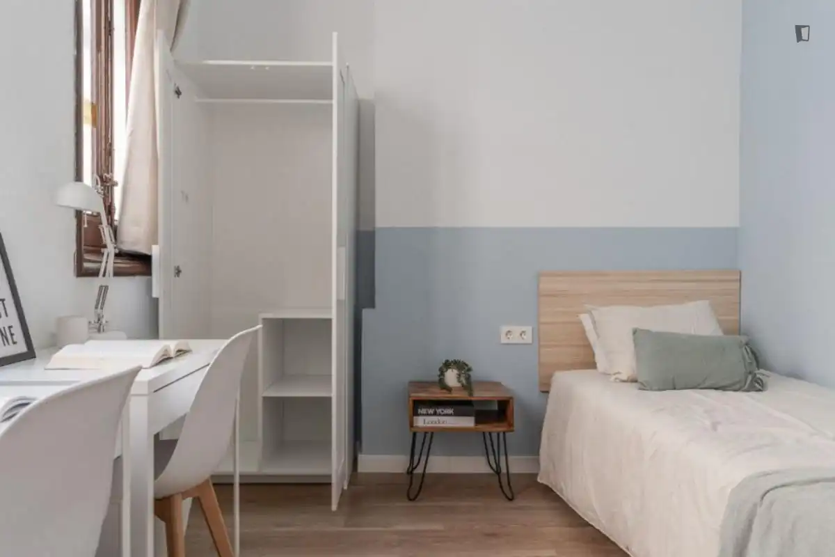 Room in Sol