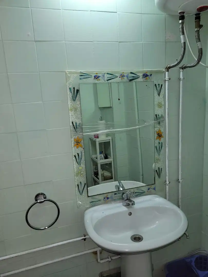 Baño de Piso para compartir en Sevilla con Aire acondicionado, Calefacción y Amueblado