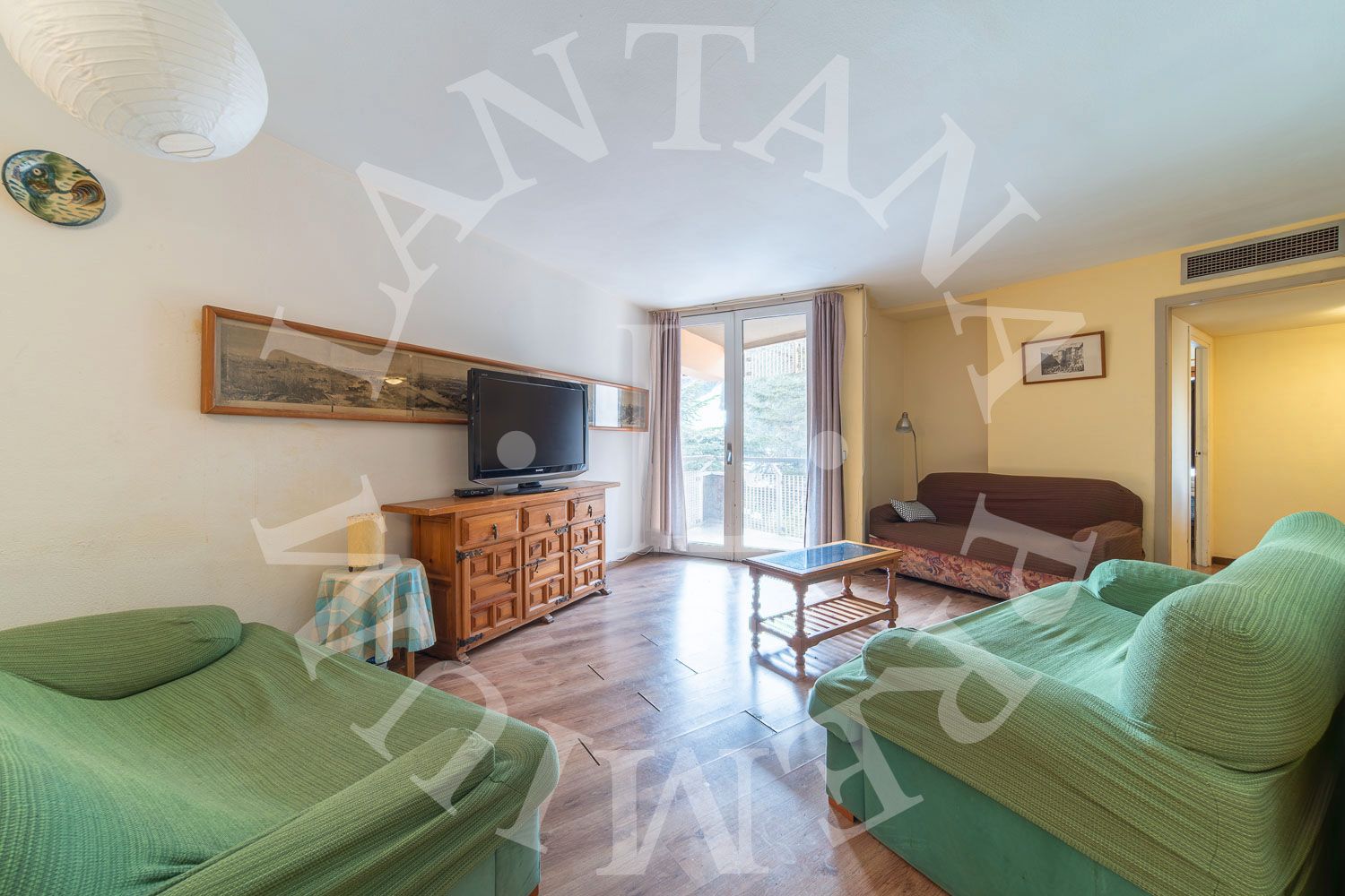 Dormitori de Pis en venda en Naut Aran amb Calefacció, Traster i Moblat