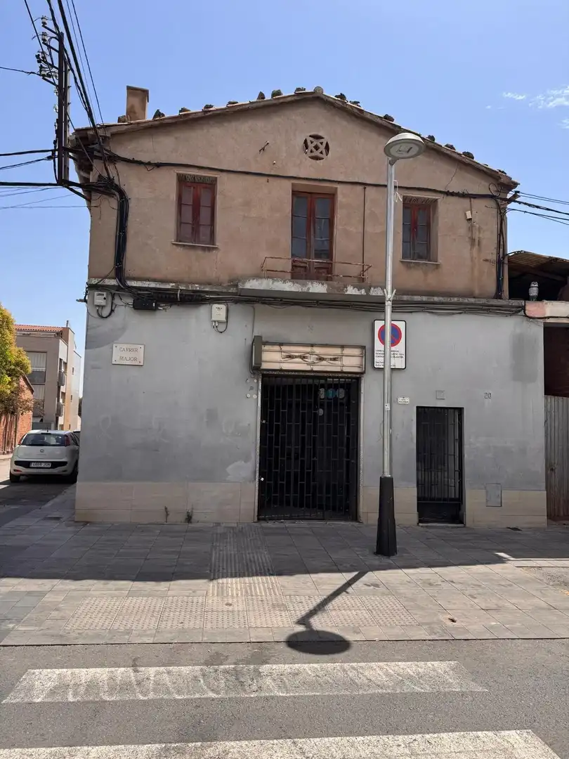 Vista exterior de Edificio en venta en Sant Joan de Vilatorrada