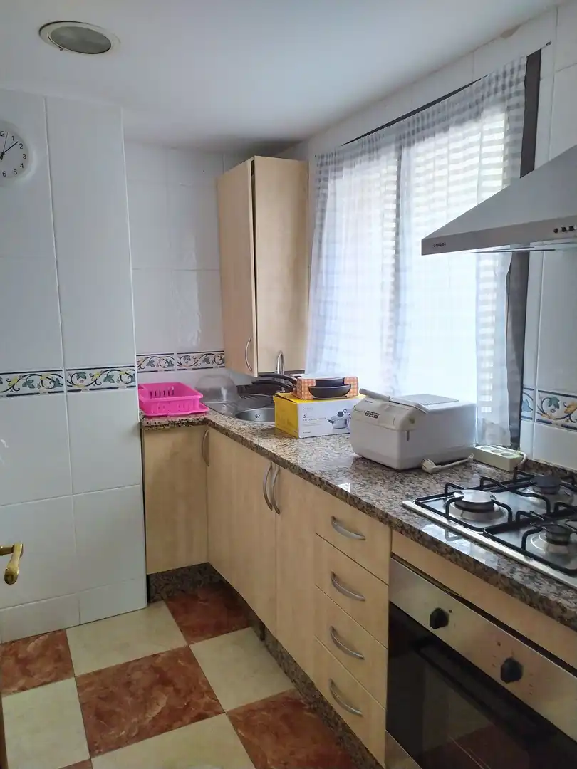 Kitchen of Apartments for share in Córdoba  with Heating, Furnished and Oven