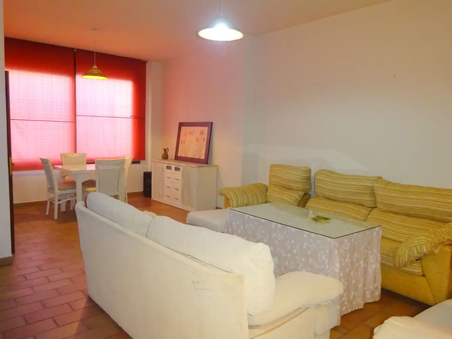 Sala d'estar de Casa adosada en venda en Alhaurín de la Torre amb Aire condicionat, Jardí privat i Terrassa
