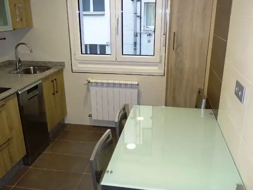 Kitchen of Flat for rent in Gijón 