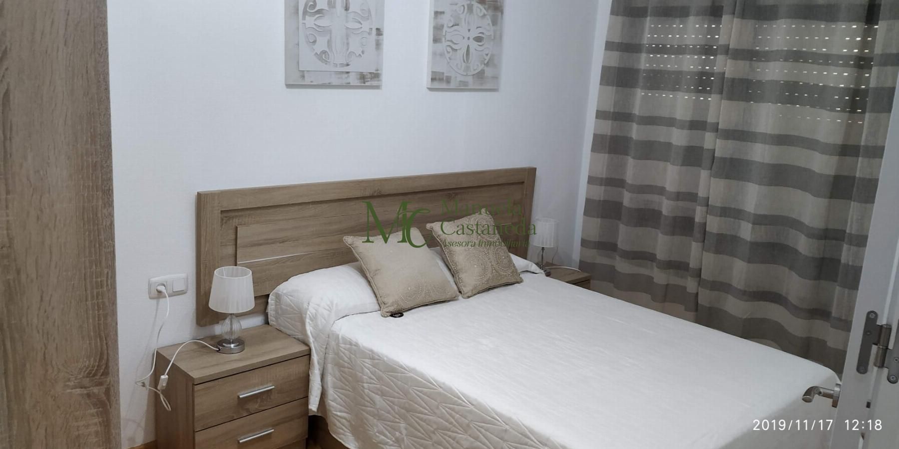 Dormitori de Pis de lloguer en Mérida amb Aire condicionat, Traster i Moblat