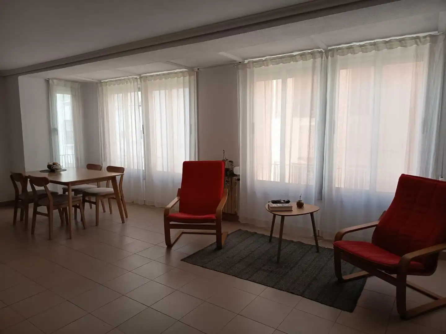 Sala de estar de Piso en venta en Castellón de la Plana / Castelló de la Plana con Calefacción y Trastero